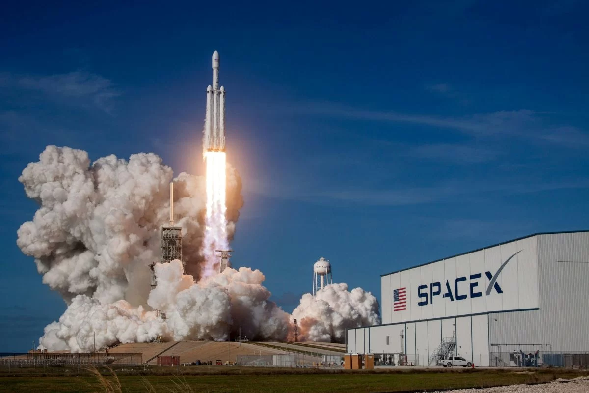 spaceX rocket launch
